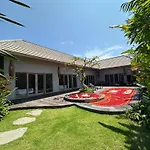 Luxury-Sang Villa- Central Sanur